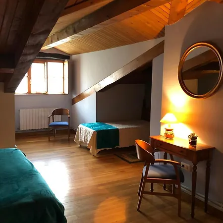 Vallucos Inn *